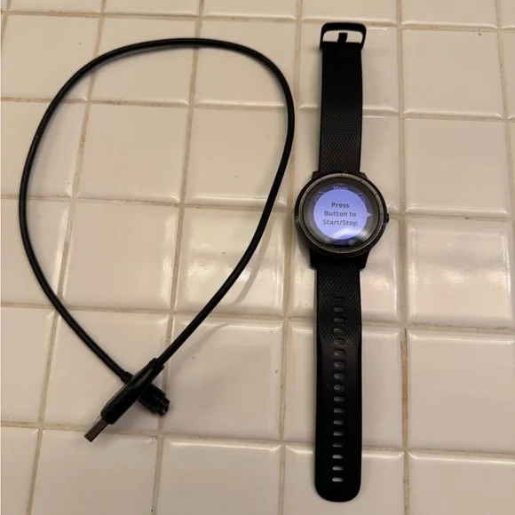 Garmin Black Smartwatch with Circular Display and Silicone Strap - Picture 5 of 7